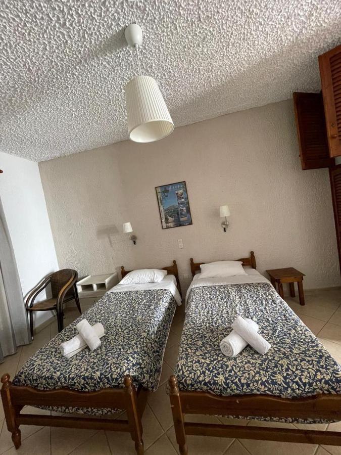 Yannis Apartments Барбаті Екстер'єр фото