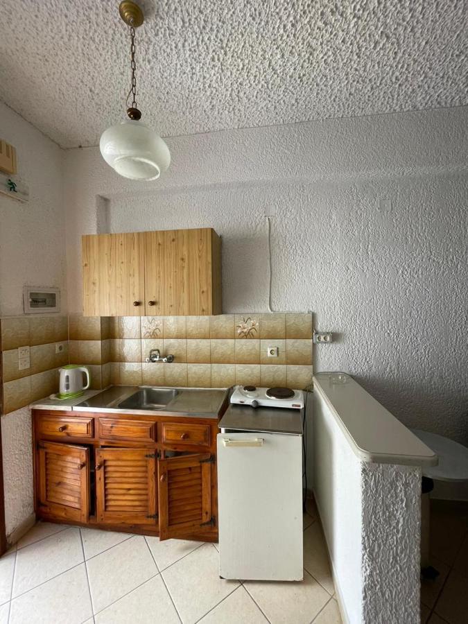 Yannis Apartments Барбаті Екстер'єр фото