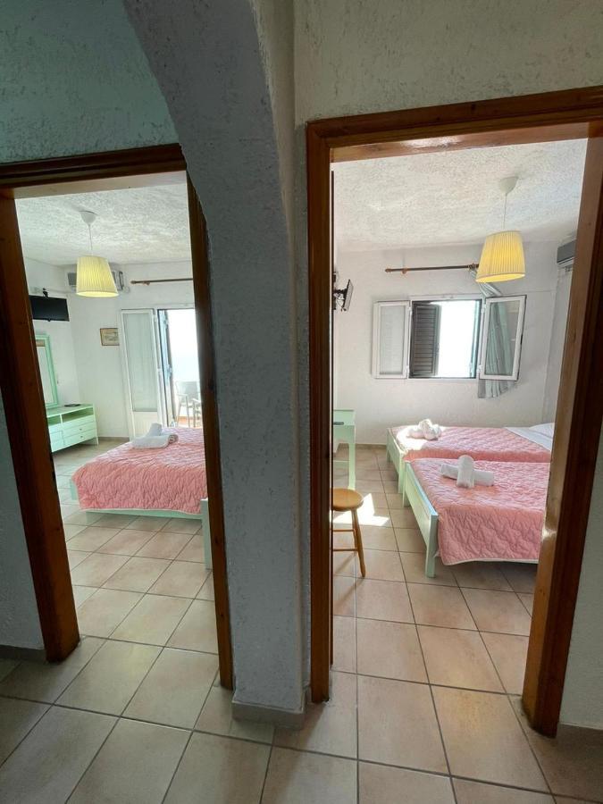 Yannis Apartments Барбаті Екстер'єр фото